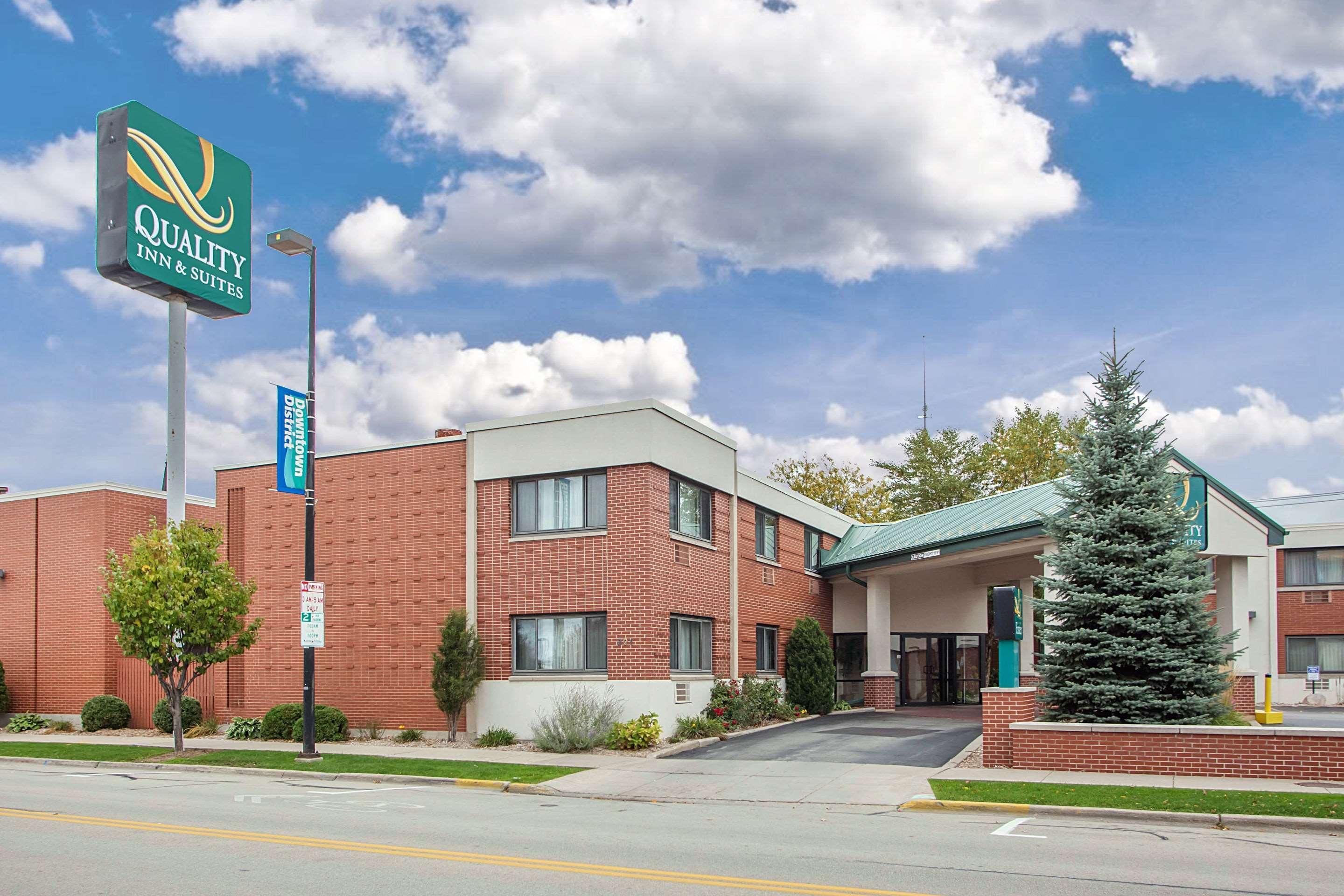 Quality Inn & Suites Downtown Грийн Бей Екстериор снимка