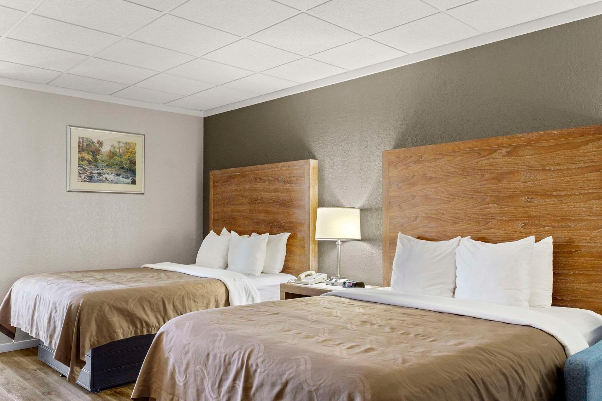 Quality Inn & Suites Downtown Грийн Бей Екстериор снимка
